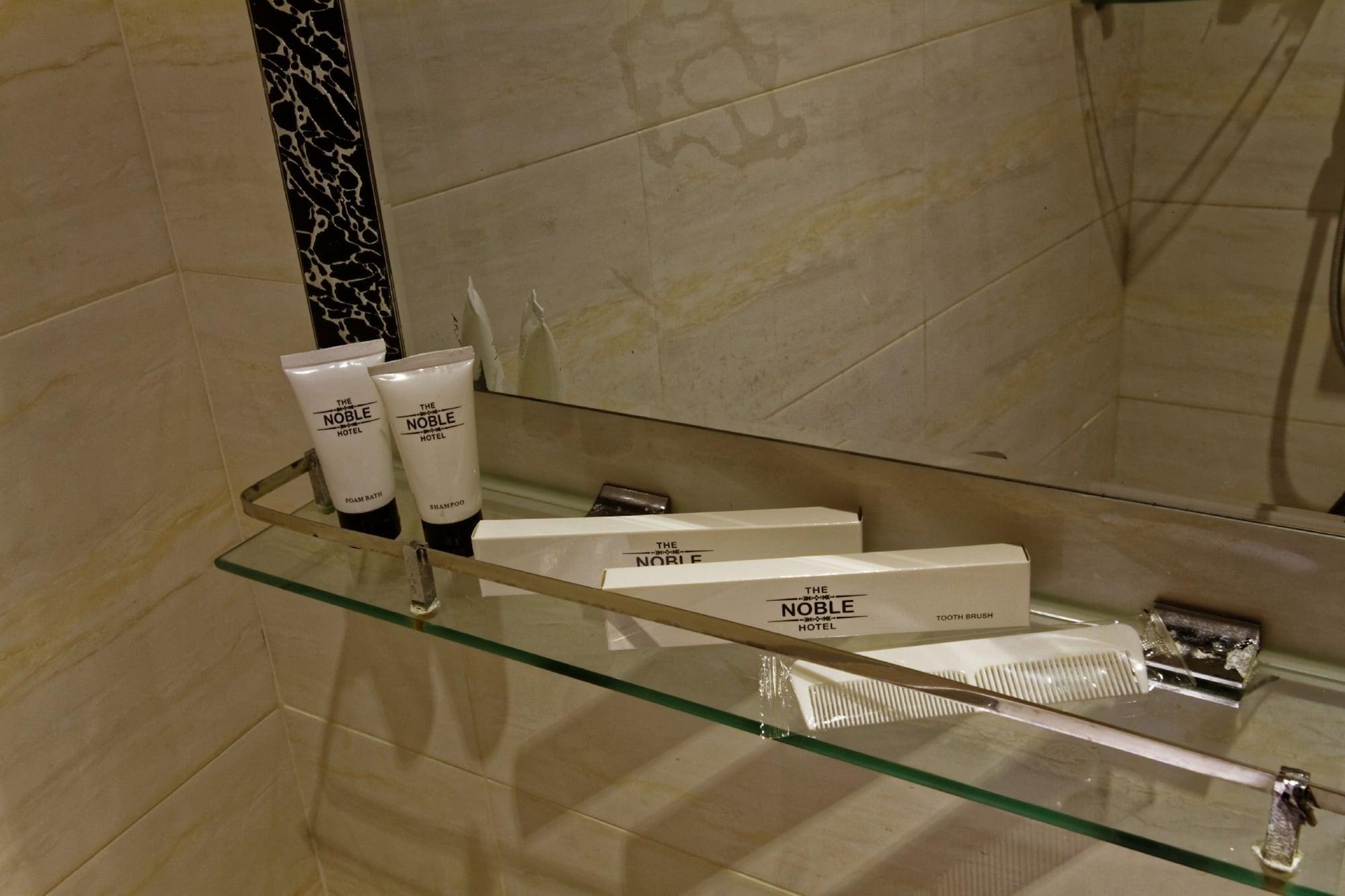 Noble Hotel Express, Check In 10Pm, Check Out 9Am Сингапур Екстериор снимка