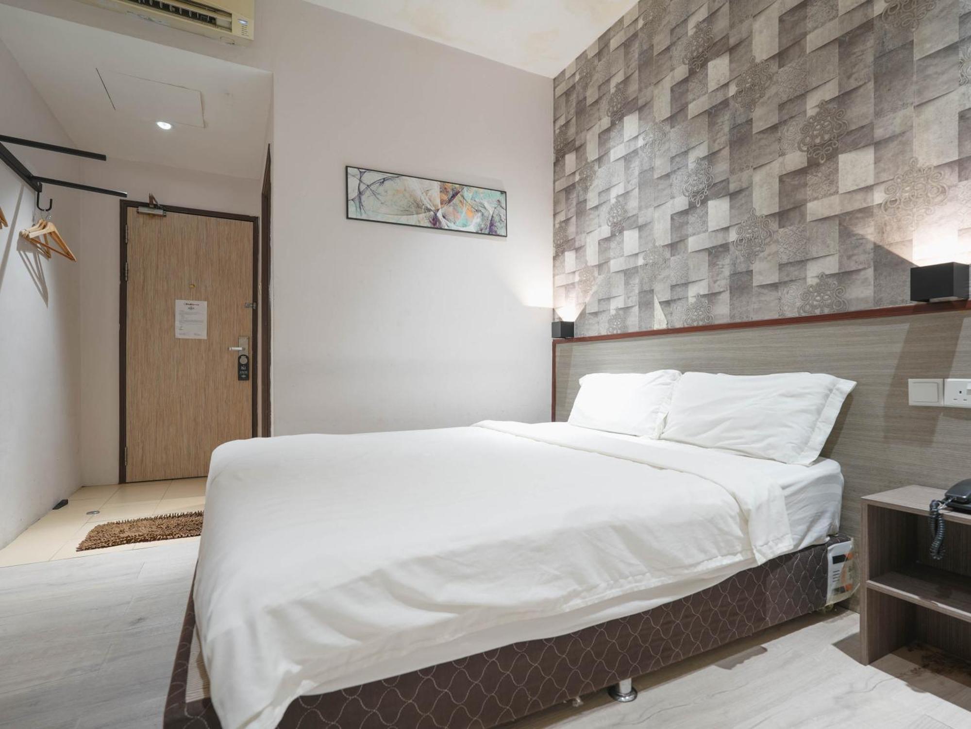 Noble Hotel Express, Check In 10Pm, Check Out 9Am Сингапур Екстериор снимка