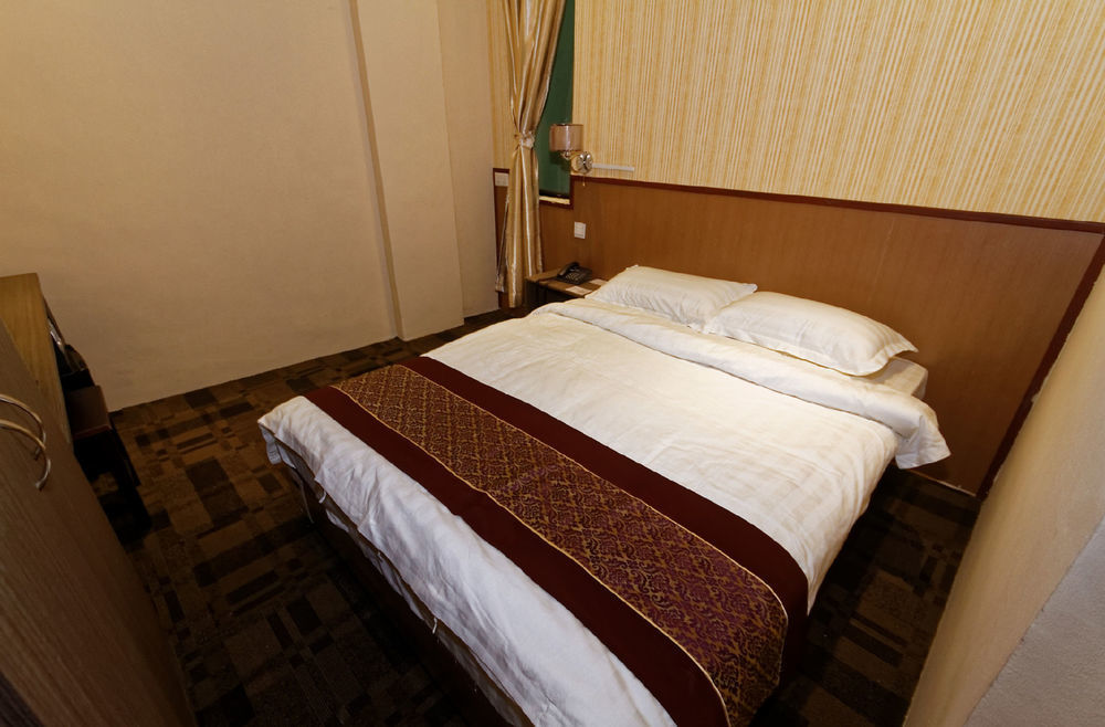 Noble Hotel Express, Check In 10Pm, Check Out 9Am Сингапур Екстериор снимка